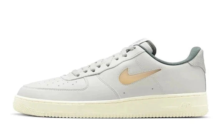 Nike Air Froce 1 Low '07 Jewel light bone